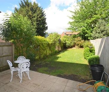 2 bedroom end of terrace house to rent - Photo 6