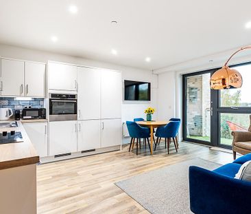 2 bedroom flat to rent - Photo 4