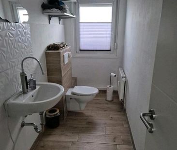 3-Zimmer Wohnung in Zweifamilienhaus mit Balkon - Foto 3