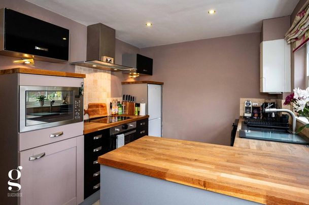 2 bedroom terraced house to rent - Photo 1