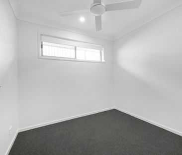 "Easy Care Living!" - Photo 2