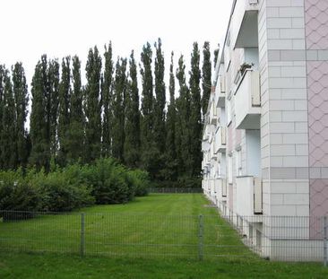 Ruhige 2-Zimmer-Wohnung im Erdgeschoss mit Balkon - Foto 1