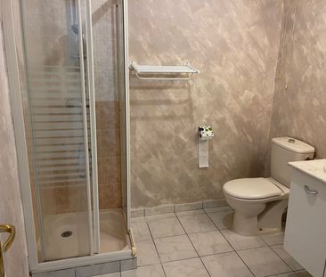 Location Appartement 2 pièces 40m² TROYES 10000 - Photo 3