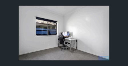 🏡 Stylish Family Living in the Heart of North Lakes – 26 Capricorn Circuit - Photo 2