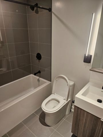 For Lease - 127 Broadway Avenue Unit# 410, Toronto, Ontario - Photo 5