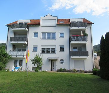 Freundliche 3-Zimmer-Dachgeschosswohnung mit Balkon in Albstadt-Ebingen - Foto 5