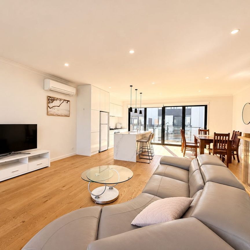 Contemporary Living in a Sought-After Port Melbourne Location - Photo 1