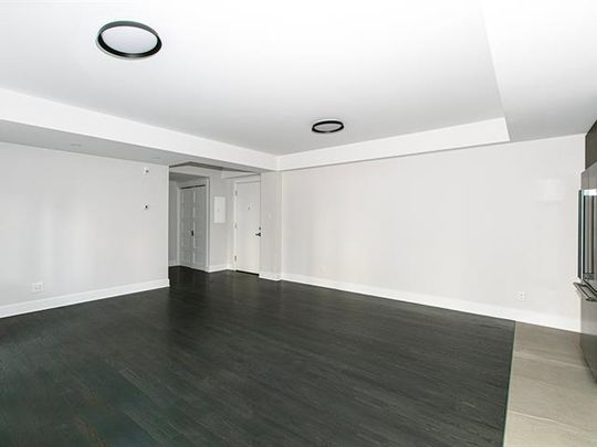 4851 Ch. de la Côte St Luc - Photo 1