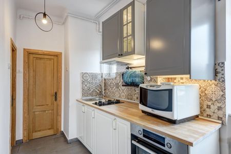 Art Deco One Bedroom Apartment, Downtown - Photo 4