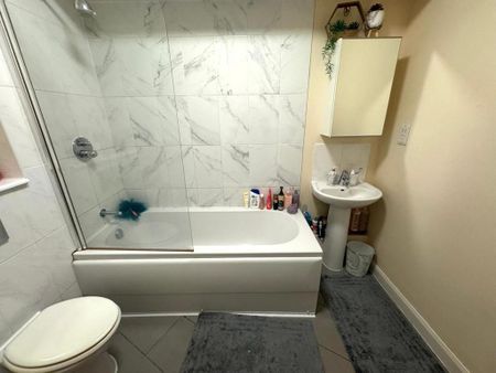 1 bedroom apartment to rent - Photo 5