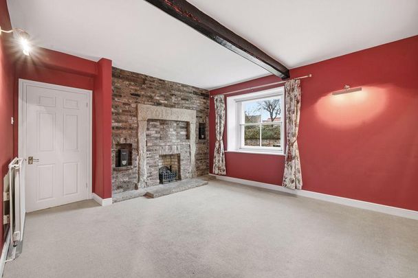 4 bedroom detached house to rent - Photo 1