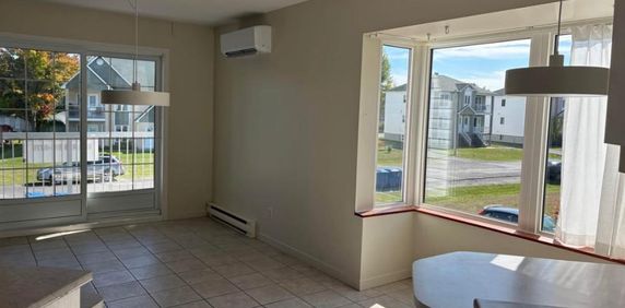 Appartement 4 1/2 à louer - Photo 2