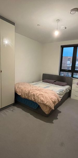 Room in a Shared Flat, London, NW10 - Photo 1