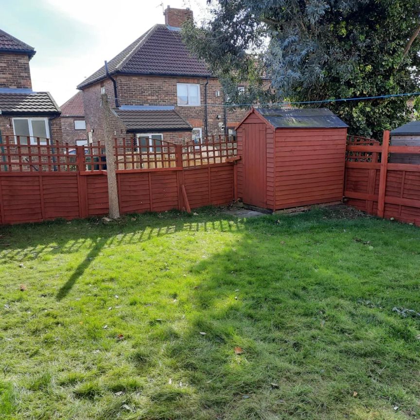 West Crescent, Peterlee, County Durham, SR8 3HQ - Photo 1