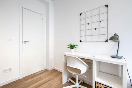 Carrer de Josep Melià Pigmalion, Valencia, Valencian Community 46009 - Photo 4