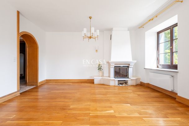 Dwupoziomowy apartament w sercu Saskiej Kępy - Photo 1