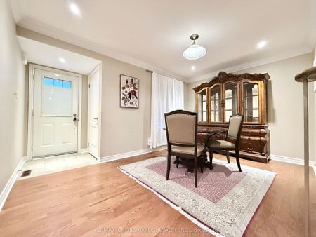 For Lease - 158 Gail Parks Crescent, Newmarket, Ontario - Photo 3
