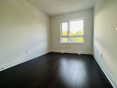 For Lease - 50 Carole Bell Way, Markham, Ontario - Photo 3