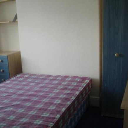 4 Bedrooms - Student House Selly Oak Birmingham - Photo 1