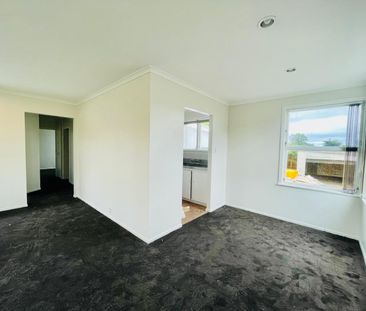 PAPAKURA, 4 BEDROOMS - Photo 6