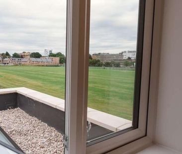 Johnstone Close, Bracknell, RG12 - Photo 3