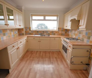 2 bedroom flat to rent - Photo 6