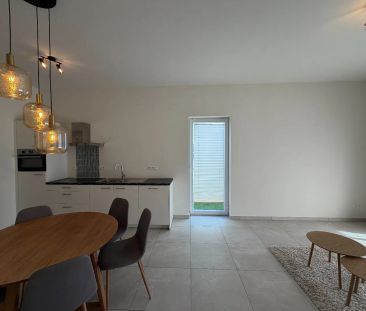 Geliijkvloers appartement met twee slaapkamers te Wielsbeke - Photo 1