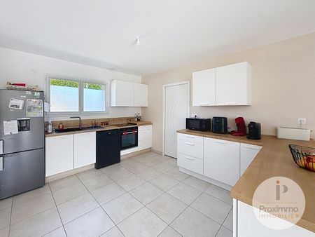 Location Maison 3 pièces 82m² - Photo 5