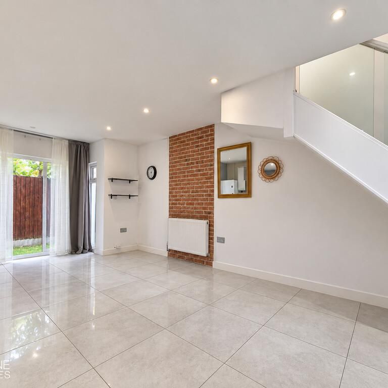 2 bedroom detached house to rent - Photo 1