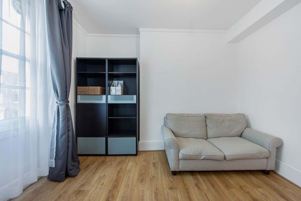 Gloucester Place, Marylebone, London, NW1 - Photo 1