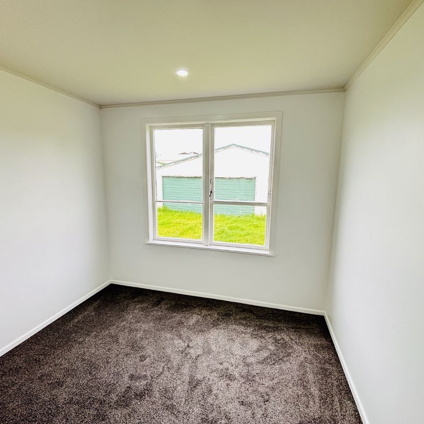 MANUREWA, 3 BEDROOMS - Photo 1