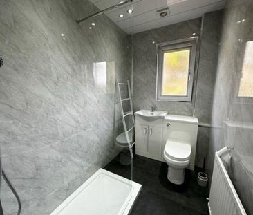 3 bedroom detached house to rent - Photo 2