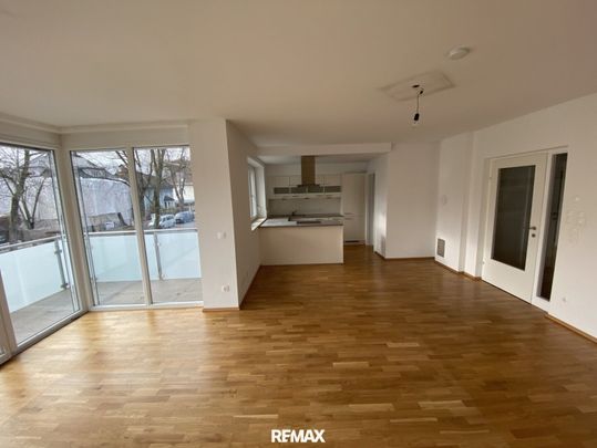 In der Sterneckstraße zuhause – großzügig & elegant - Foto 1