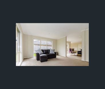 Spacious 4-Bedroom Family Home in Brookland Greens Estate! - Photo 4