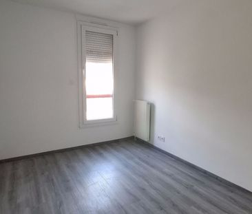 Appartement à louer 3 pièces • Carros - Photo 2