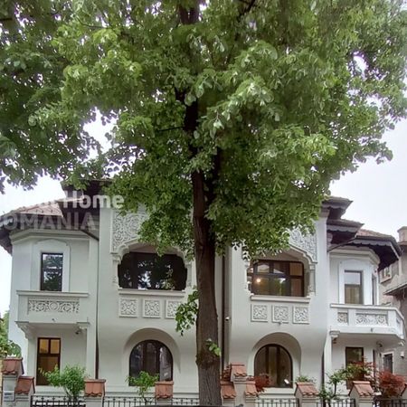 Vila 11 Camere | Arhitectura NeoRomaneasca | Dorobanti - Cap - Fotografie 3
