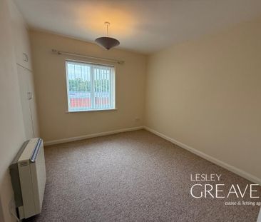 2 bedroom maisonette to rent - Photo 3