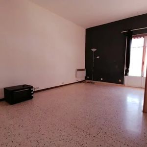 Location Appartement - Saint-André-de-la-Roche - Photo 2