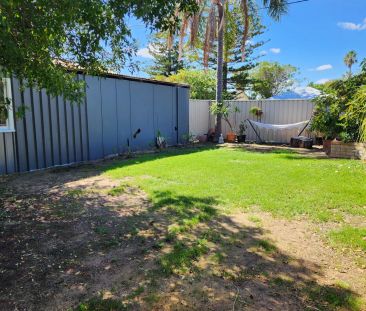 Stunning Restored Character Home on 800sqm with Massive Powered Wor... - Photo 5