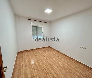 Alquiler de piso en Centro - Photo 3