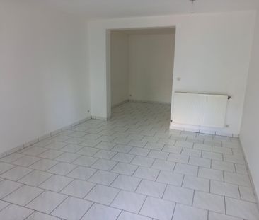 Location Appartement 2 pièces 45m² RONCHIN 59790 - Photo 2