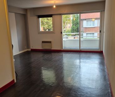 Location Appartement 2 pièces 49m² LILLE 59000 - Photo 5