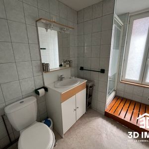 Location Appartement 1 pièce 30m² AVESNES SUR HELPE 59440 - Photo 3
