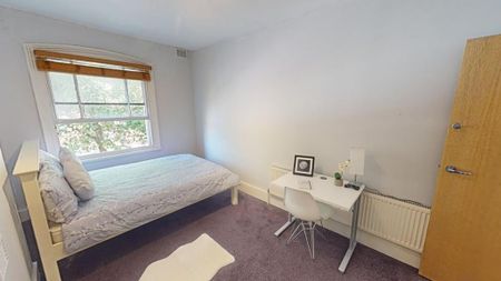 6 bedroom flat to rent - Photo 5