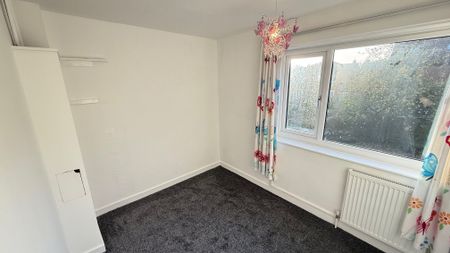 Wadsworth Road, Rotherham, Bramley - Photo 5