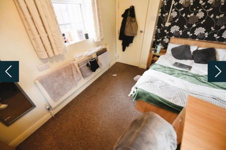 8 Bed - 40 Archery Road, City Centre, Leeds - LS2 9AU - Student - Photo 2