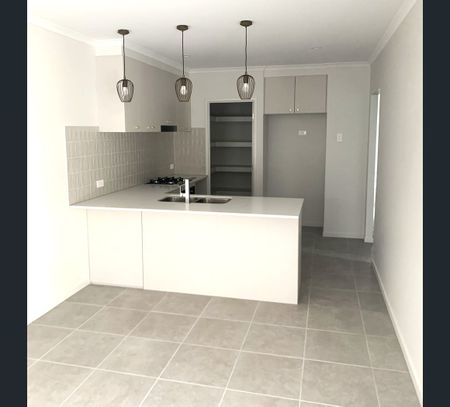 1/46 Beech Dr, Morayfield, Qld 4506 - Photo 5