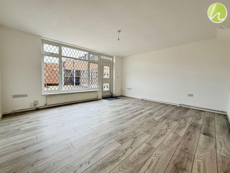 3 bedroom terraced house to rent - Photo 3
