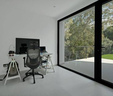 4 bedroom luxury Villa for rent in Benahavís, Andalusia - Photo 3