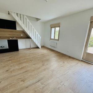 Location Appartement 3 pièces 50 m2 à Saint-Quentin - Photo 2
